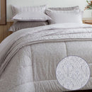 Cobreleito Queen Kacyumara Vida Bela 200 Fios Elus com 2 Portas Travesseiro 2,40m x 2,60m
