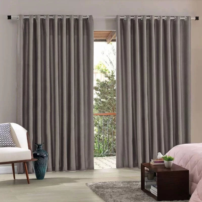 Cortina Corta Luz Blackout Tecido Bella Janela Taupe Liso 2,60m x 2,30m - Para varões de 1,50m x 2,00m