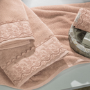Toalha de Banho com Bordado Fio Penteado Antônia Rose