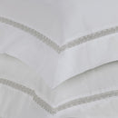 Jogo de Colcha Trussardi Vitalle Queen 3 Peças 100% Algodão Branco e Rose 2,60x2,80m